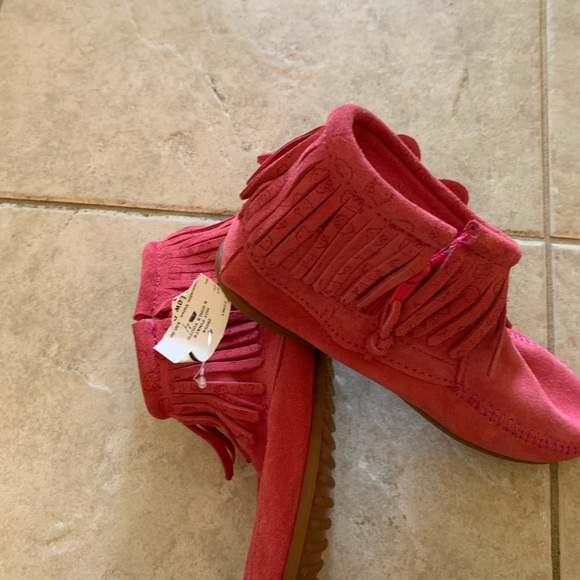 Boots - Picture 5 of 5